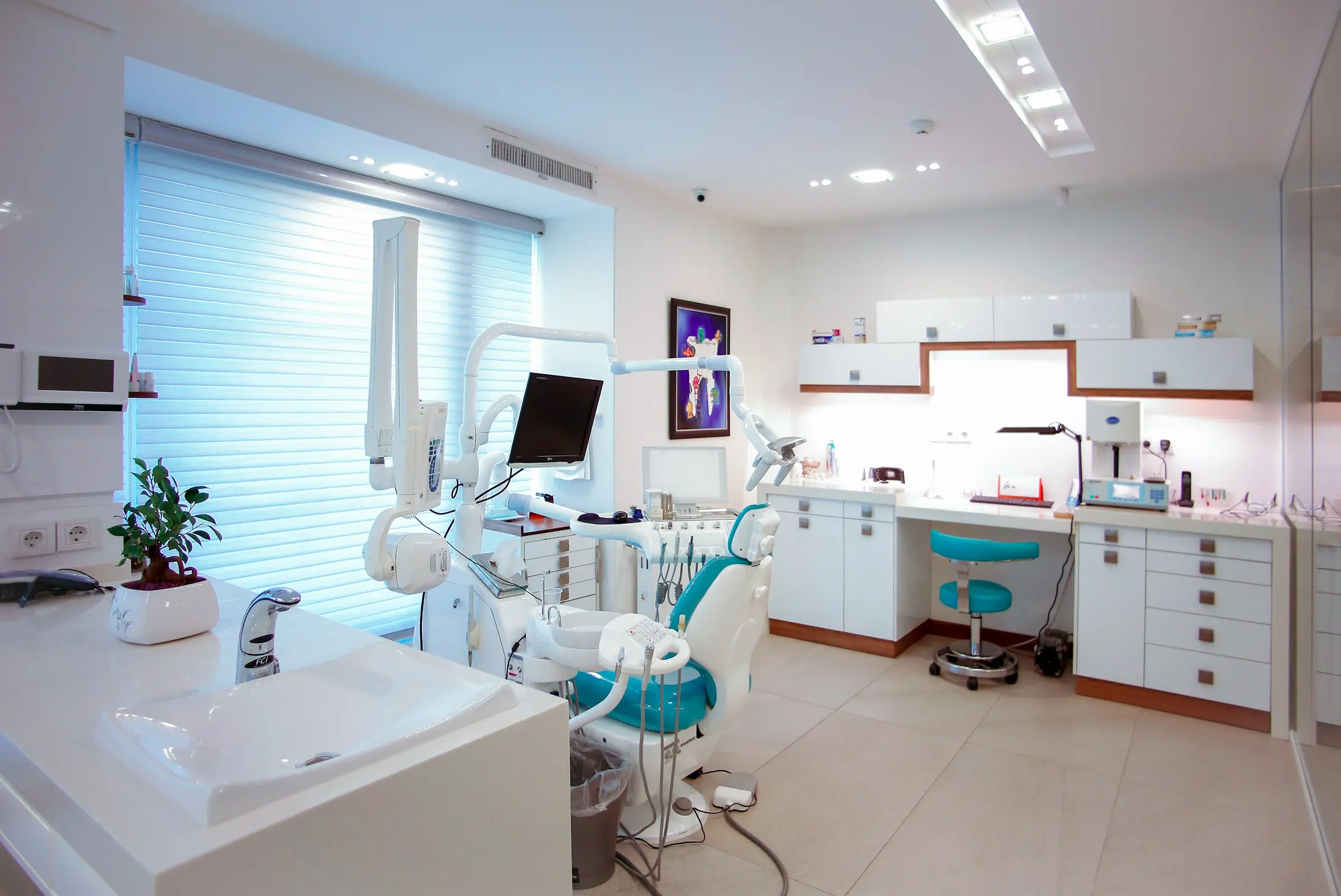 Consultorio dental moderno y profesional